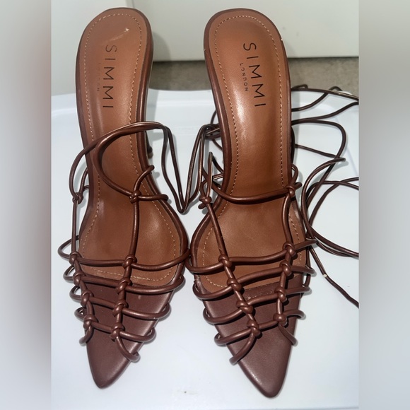 Brown Strappy Pointy Toe Heels - Size 8 - Picture 1 of 5